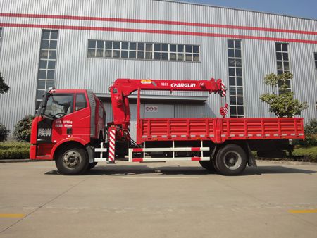 SQ6.3 Truck Mounted Crane (Straight Boom Crane)